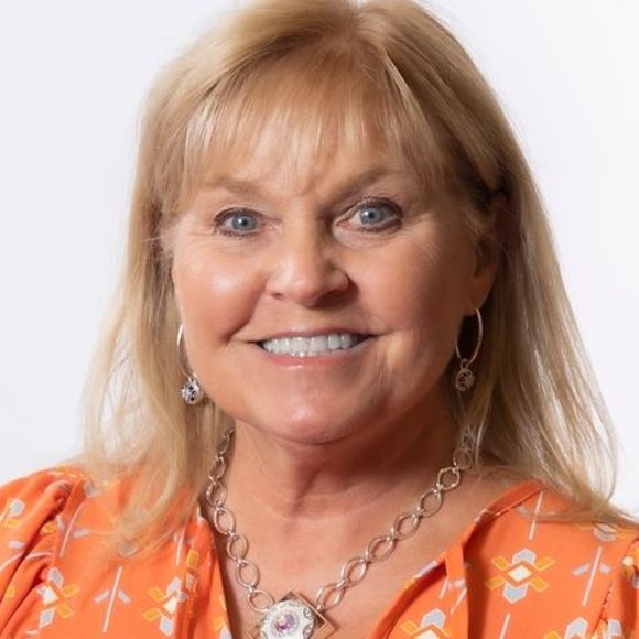 Meet your Posher, Ladonna - Picture 1 of 1